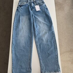 Vervet Light Blue Barrel  Leg Jeans